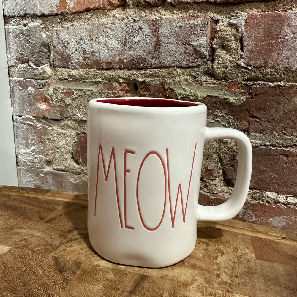 Rae Dunn Mug ~ Meow ~
